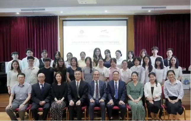 Joining Hands to Cultivate Talent in China and Canada: Pooling Strengths to Embark on a New Journey | Bairun Education Helps Ganzhou Teachers College Successfully Hold the First Graduation Ceremony for Its Sino-Foreign Cooperative Program